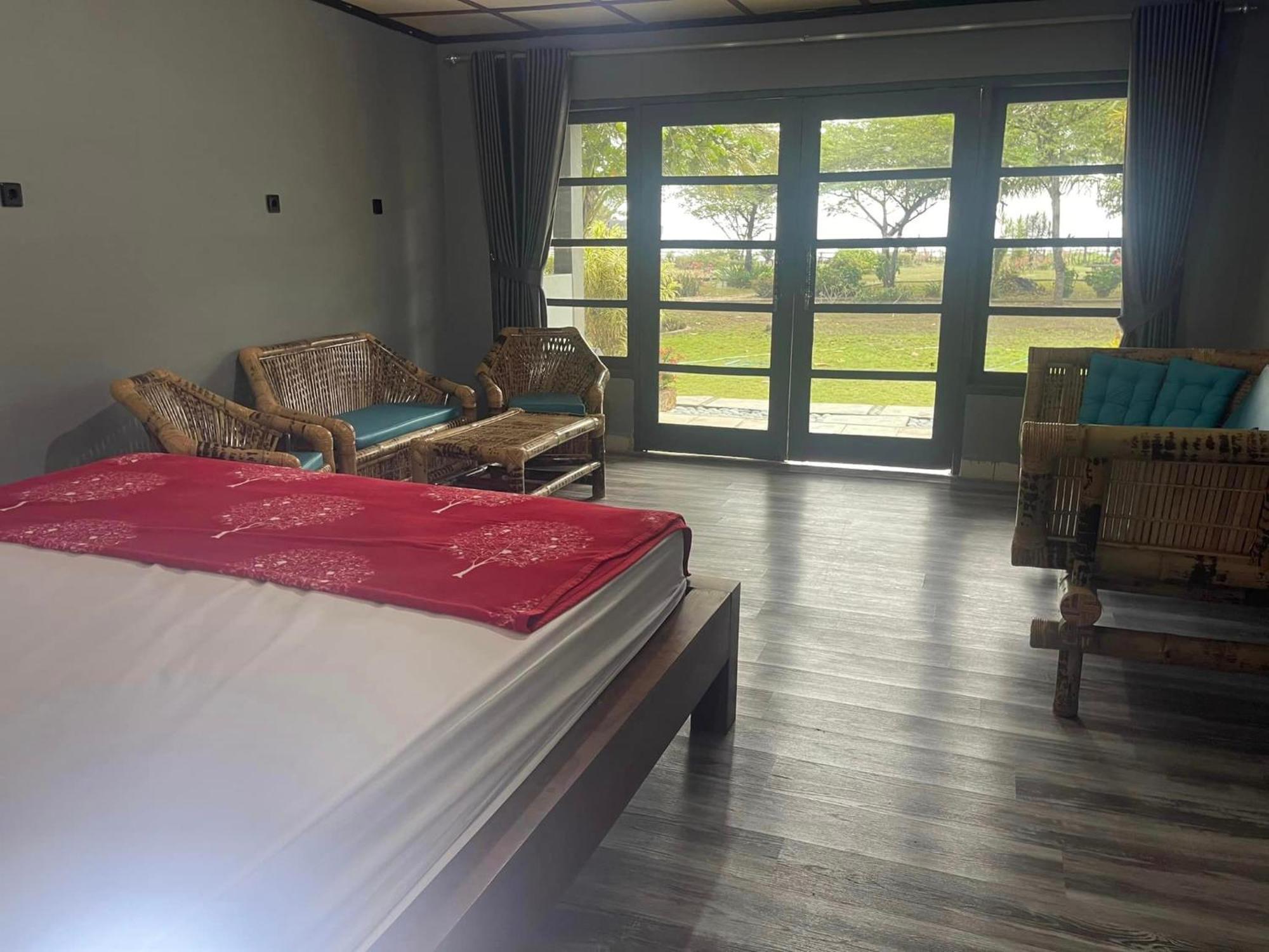 Supersuck Hotel Maluk エクステリア 写真